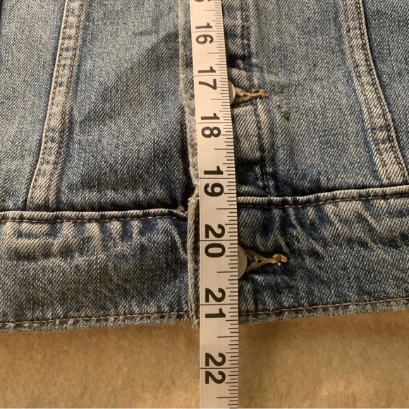 Lucky Brand distressed “Tomboy Trucker” jacket xs - Picture 6 of 6
